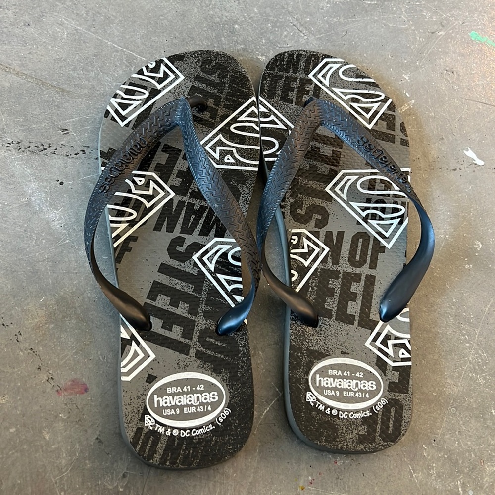Vintage Retro Havaianas SUPERMAN Sandals. Sz.9 / 43